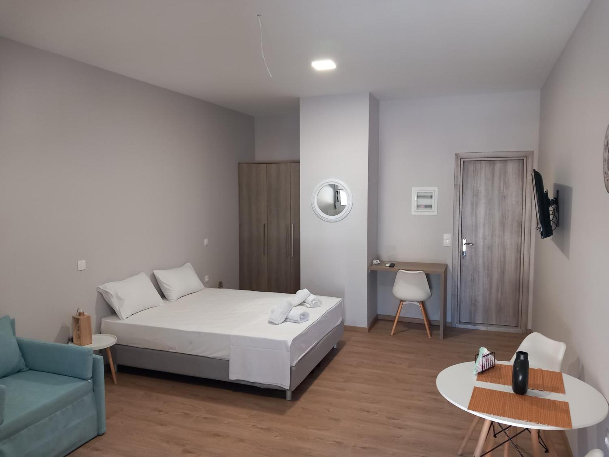 Thalassa Almyros Apartments Verga Kalamata Exterior photo
